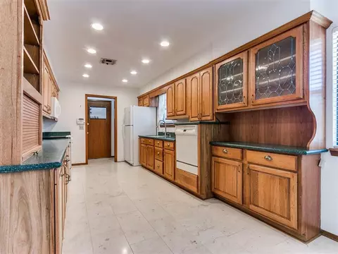 990 S Post Rd, Guthrie, OK 73044 photo 12