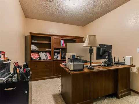 990 S Post Rd, Guthrie, OK 73044 photo 29