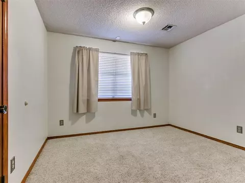 990 S Post Rd, Guthrie, OK 73044 photo 27