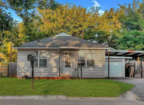 1503 N 5th St, Sayre, OK 73662
