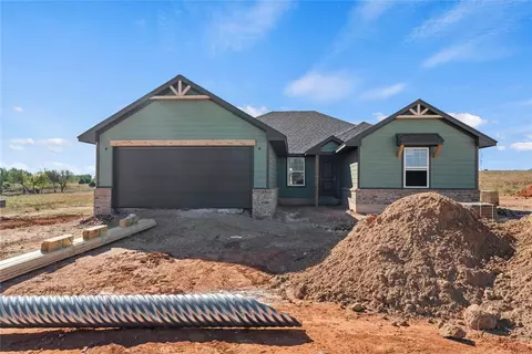 1937 Olive Ave, Tuttle, OK 73089