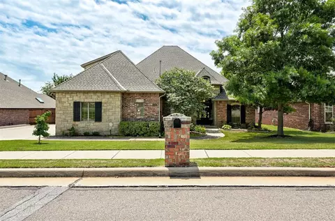 2248 Heavenly Dr, Edmond, OK 73012