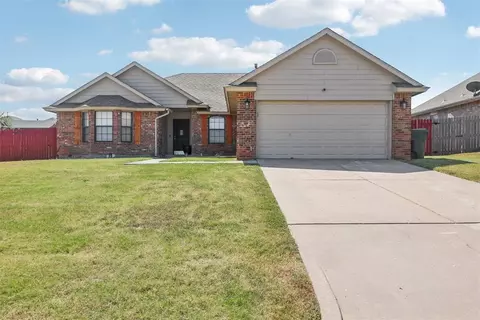 11536 Village Ave, Midwest City, OK 73130