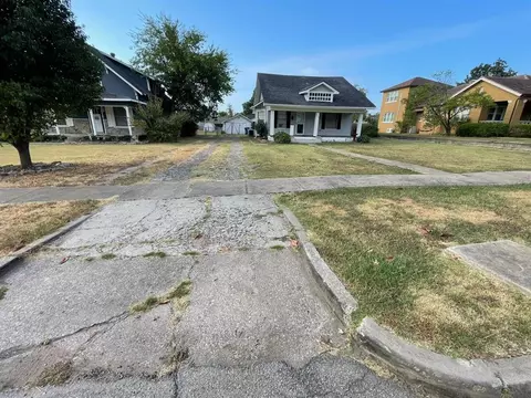 925 E Broadway St, Cushing, OK 74023 photo 5
