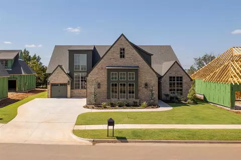 2925 Kite Tail Xing, Edmond, OK 73034