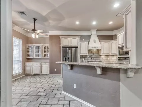 1815 Excaliber Dr, Tuttle, OK 73089 photo 10