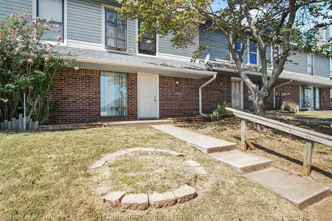 11509 N Lincoln Blvd, Oklahoma City, OK 73114