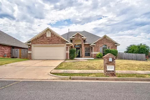 1740 Napa Valley Rd, Edmond, OK 73013
