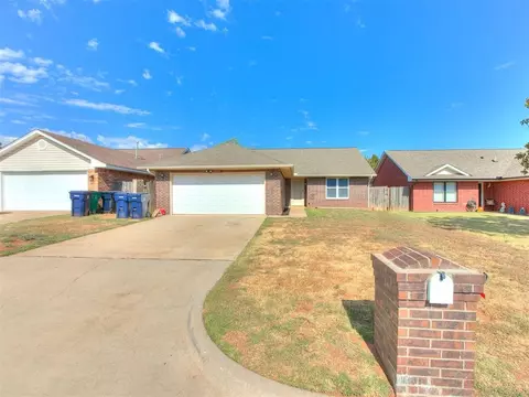 12285 SW 11th St, Yukon, OK 73099