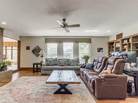 3228 Pheasant Run Rd, Norman, OK 73072 photo 5