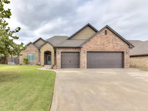 13137 Chinkapin Oak Pl, Choctaw, OK 73020