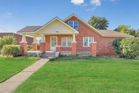 120 W Tyler St, Mangum, OK 73554