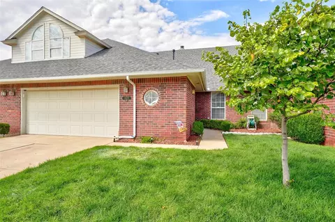 11939 N Mustang Rd, Yukon, OK 73099