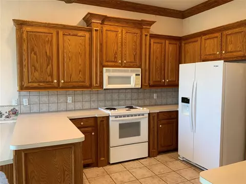812 Grandview Rd, Tuttle, OK 73089 photo 15