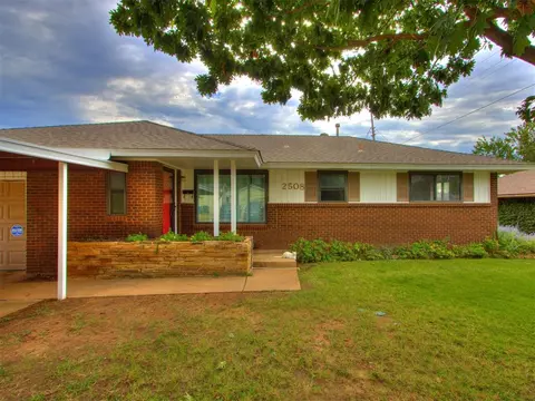2508 Murray Dr, Midwest City, OK 73110