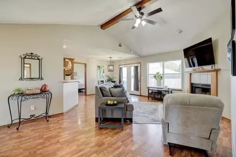 1904 Bluegrass Ct, Moore, OK 73160 photo 10