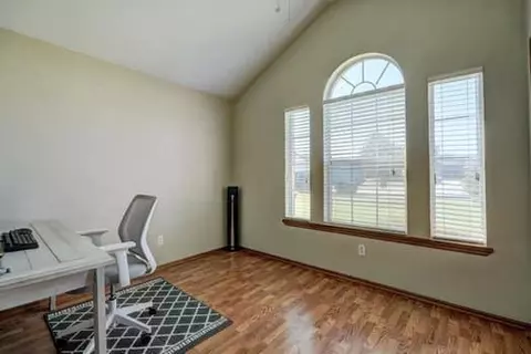 1904 Bluegrass Ct, Moore, OK 73160 photo 23