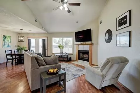 1904 Bluegrass Ct, Moore, OK 73160 photo 9