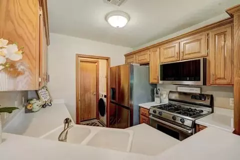 1904 Bluegrass Ct, Moore, OK 73160 photo 13