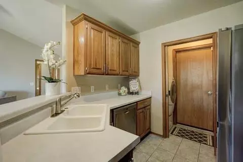 1904 Bluegrass Ct, Moore, OK 73160 photo 15