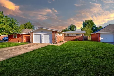 4233 NW 52nd St, Oklahoma City, OK 73112