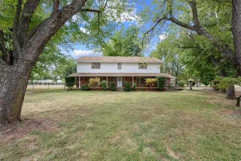 636 E Lea Ter, Mustang, OK 73064