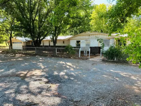3414 W 3rd St, Elk City, OK 73644
