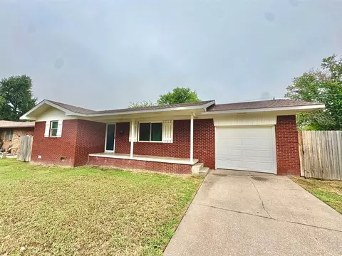 703 S Dungan Ave, Cushing, OK 74023 photo 3