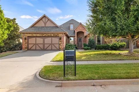 19504 Green Meadow Ln, Edmond, OK 73012
