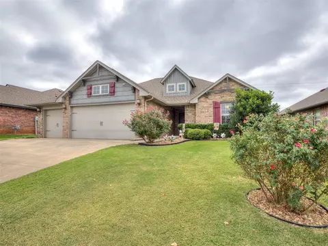 8216 NW 158th St, Edmond, OK 73013