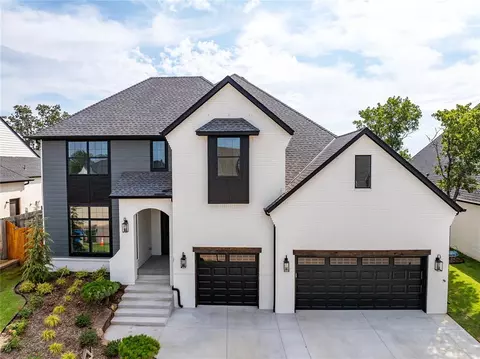 3908 Stone Hill Ln, Edmond, OK 73034