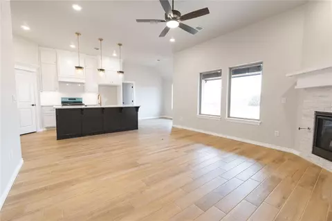 10353 SW 55th Ter, Mustang, OK 73064