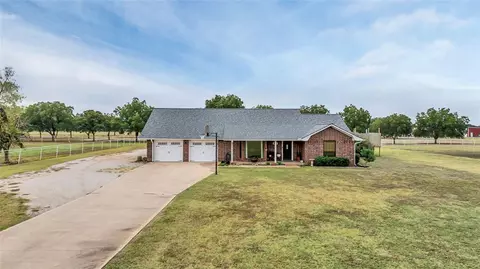 816 W Davis St, Paoli, OK 73074