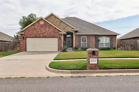 10600 Ashford Dr, Yukon, OK 73099