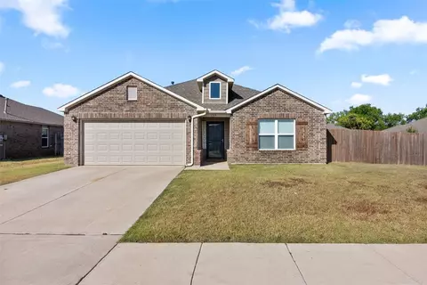 137 Karlee Ln, Newcastle, OK 73065