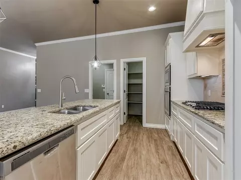 1909 NE 25th St, Moore, OK 73160 photo 10