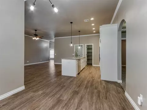 1909 NE 25th St, Moore, OK 73160 photo 16