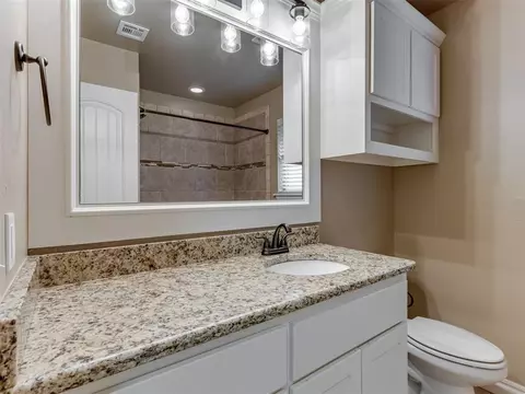 1909 NE 25th St, Moore, OK 73160 photo 28