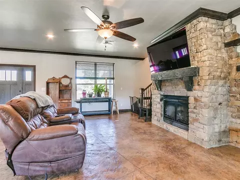 29259 Clearpond Rd, Mcloud, OK 74851 photo 14