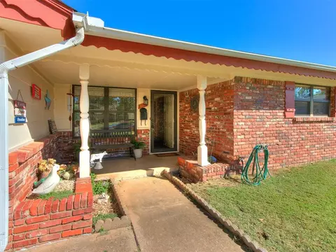 3301 Beechwood Dr, Del City, OK 73115