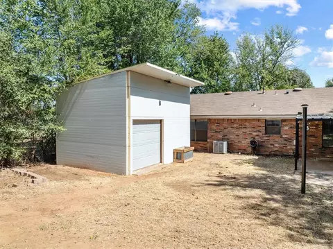 409 E Orbit, Guthrie, OK 73044 photo 27