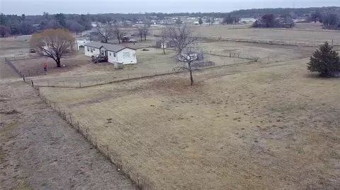 106108 Happy Trails Rd, Mcloud, OK 74851 photo 3