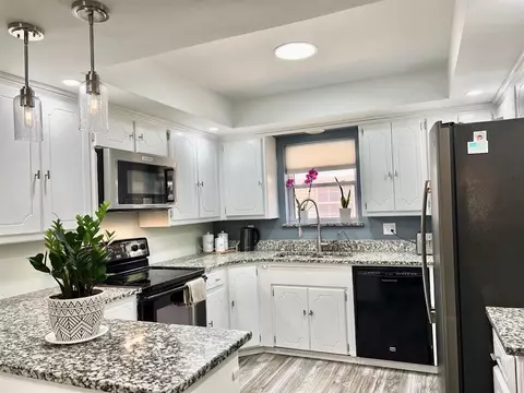 6309 N Warren Ave, Oklahoma City, OK 73112