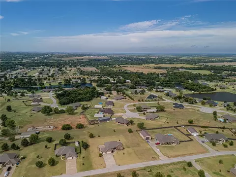 307 Hannah Dr, Tuttle, OK 73089 photo 40
