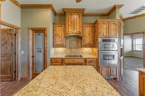 307 Hannah Dr, Tuttle, OK 73089 photo 11