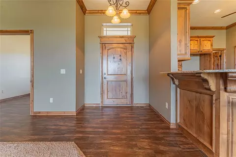 307 Hannah Dr, Tuttle, OK 73089 photo 4