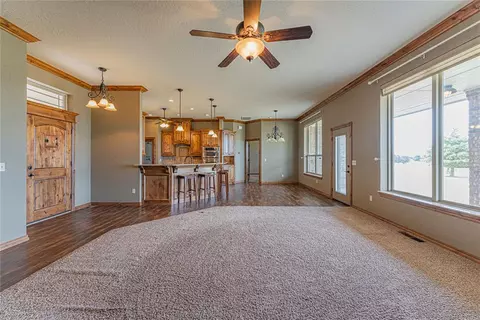 307 Hannah Dr, Tuttle, OK 73089 photo 8