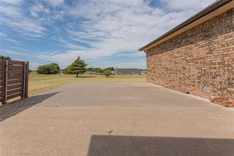 307 Hannah Dr, Tuttle, OK 73089 photo 36