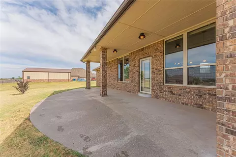 307 Hannah Dr, Tuttle, OK 73089 photo 35