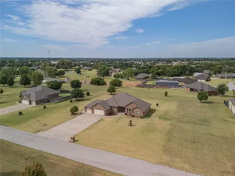307 Hannah Dr, Tuttle, OK 73089 photo 45